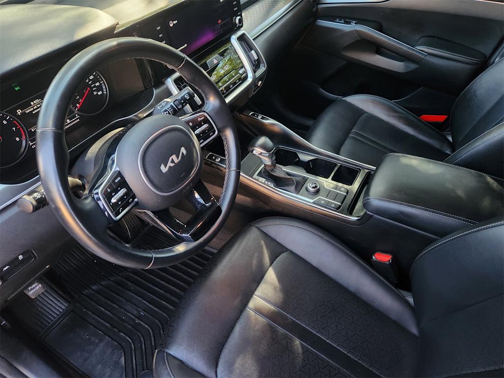 Thumbnail: 2022 Kia Sorento - 2