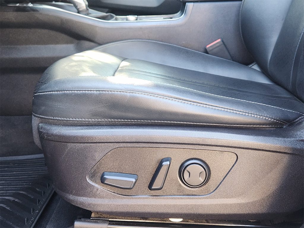 Thumbnail: 2022 Kia Sorento - 28