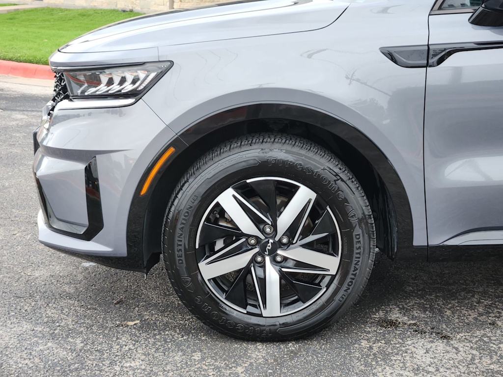 Thumbnail: 2022 Kia Sorento - 5