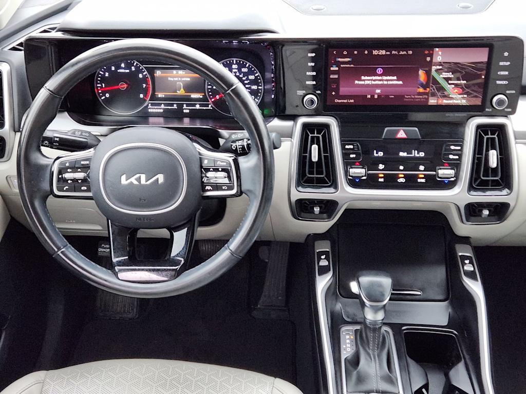 Thumbnail: 2022 Kia Sorento - 7