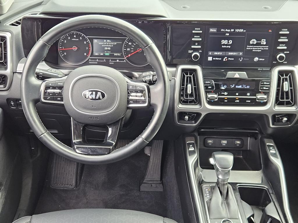 Thumbnail: 2021 Kia Sorento - 8