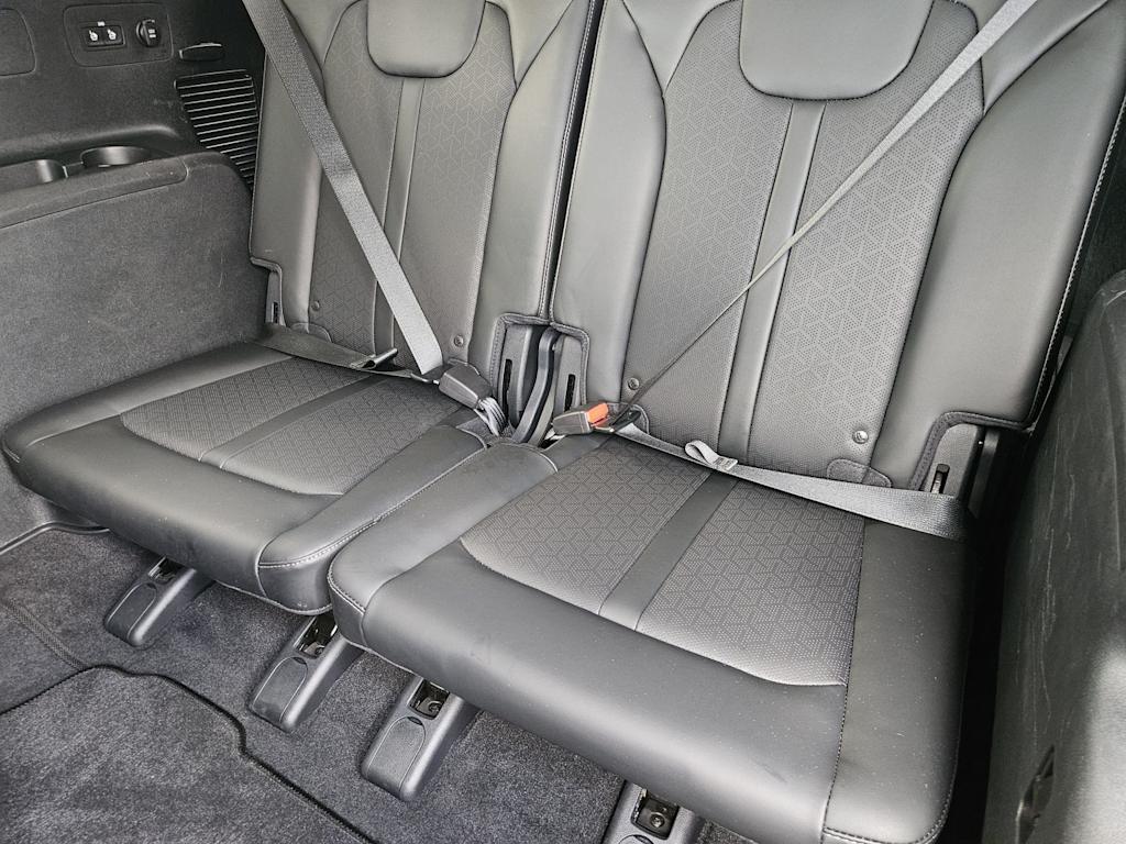 Thumbnail: 2021 Kia Sorento - 5