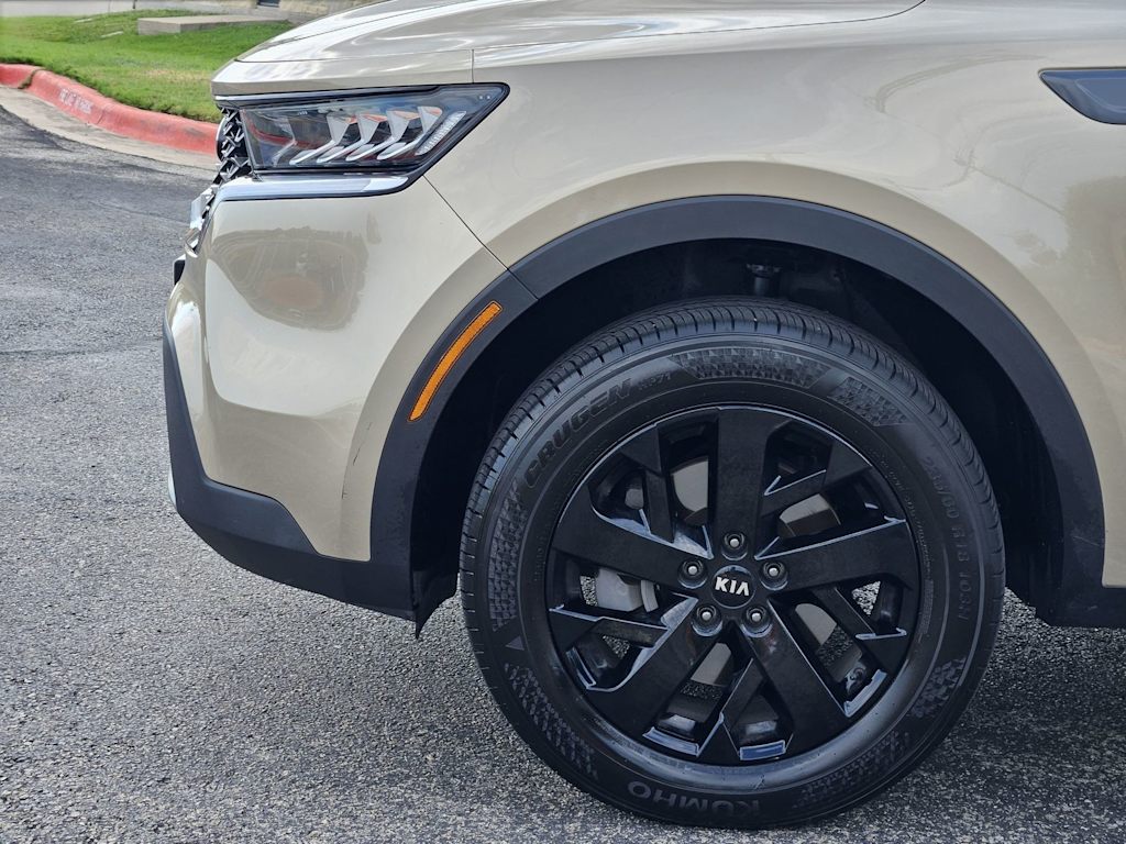 Thumbnail: 2021 Kia Sorento - 6