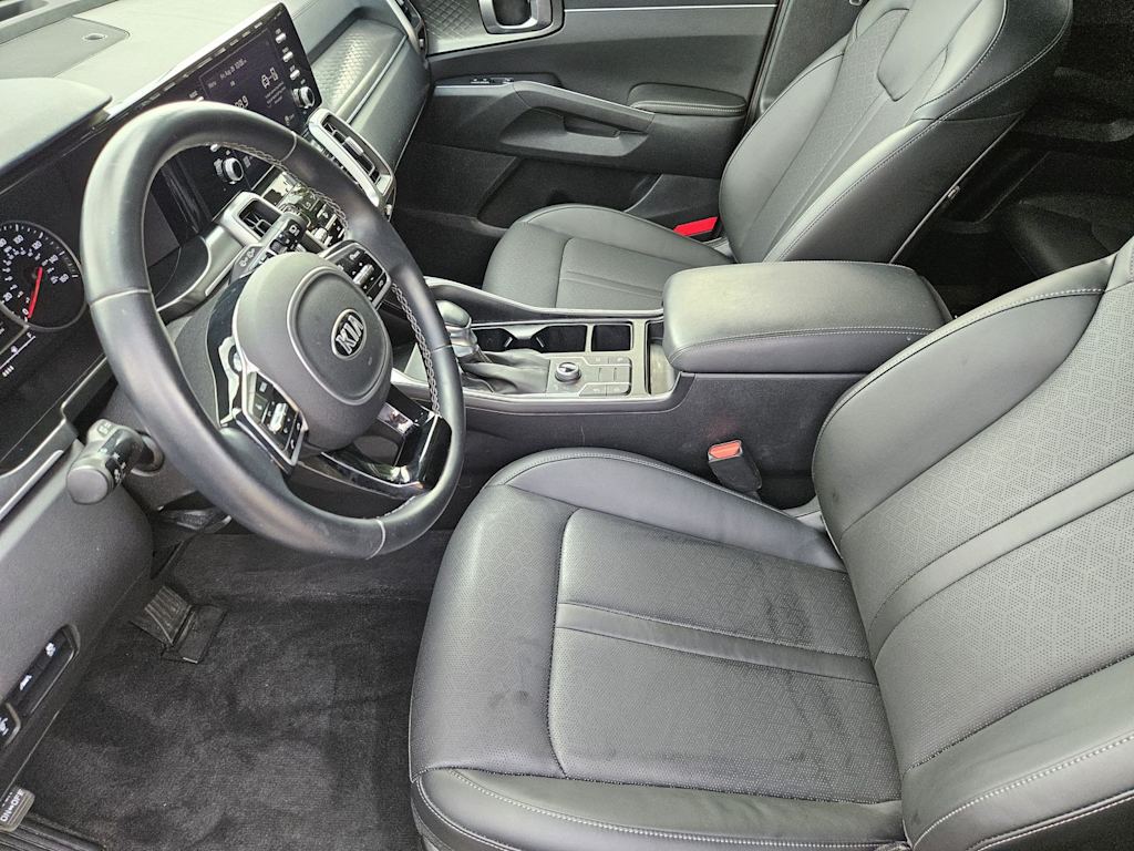 Thumbnail: 2021 Kia Sorento - 9