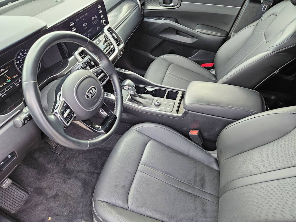 Thumbnail: 2021 Kia Sorento - 10