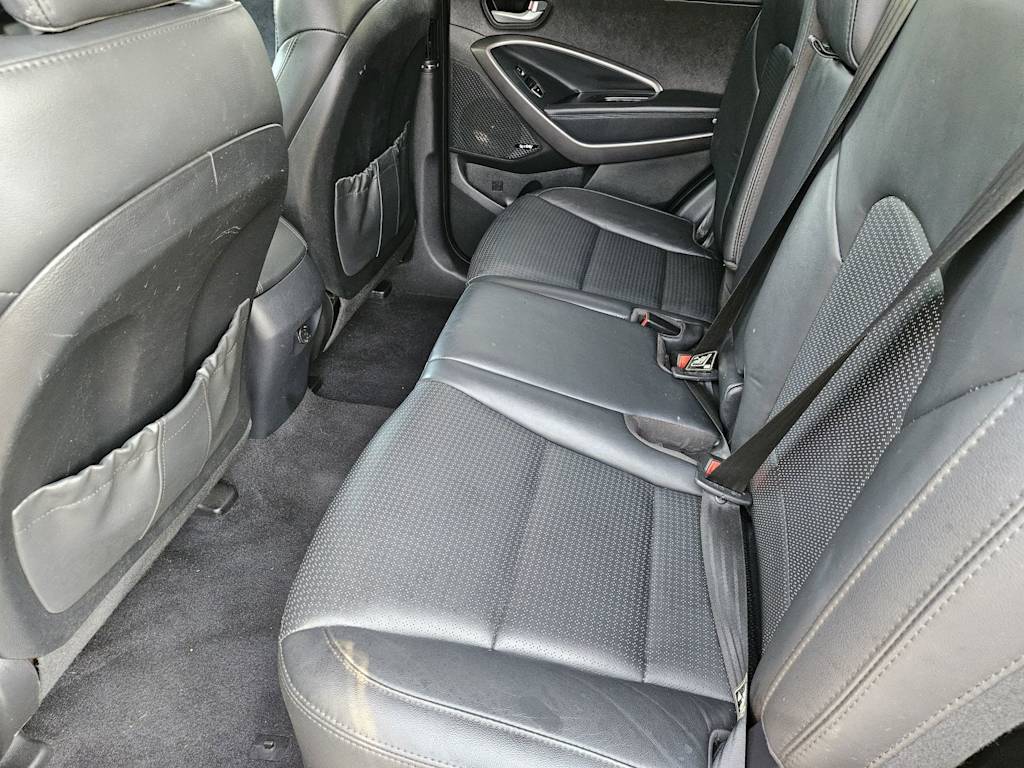 Thumbnail: 2015 Hyundai Santa Fe - 10