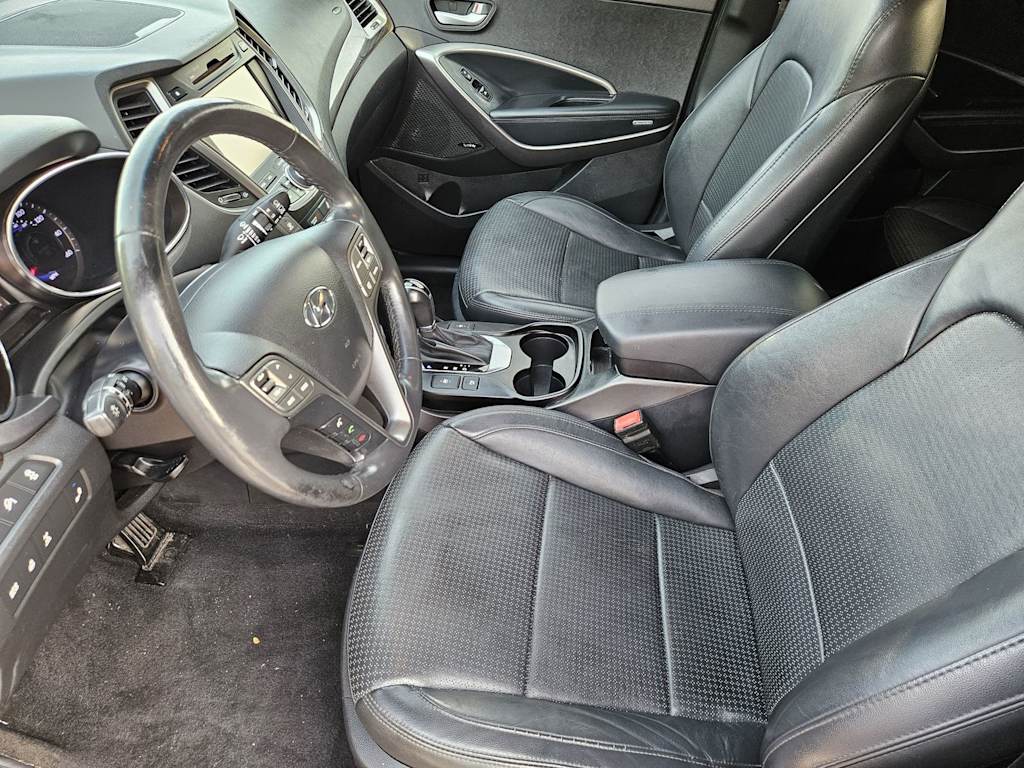 Thumbnail: 2015 Hyundai Santa Fe - 9