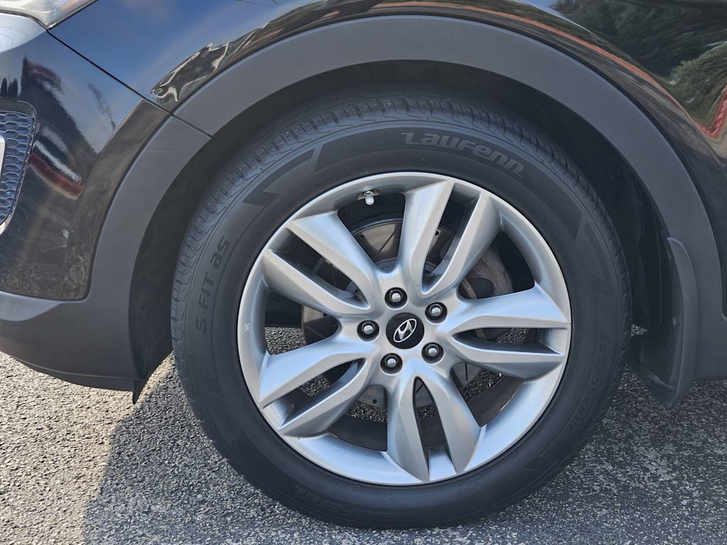 Thumbnail: 2015 Hyundai Santa Fe - 20