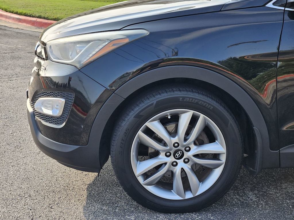 Thumbnail: 2015 Hyundai Santa Fe - 5