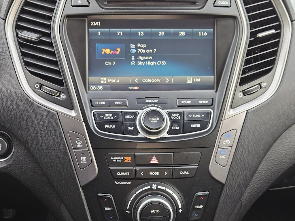 Thumbnail: 2015 Hyundai Santa Fe - 11