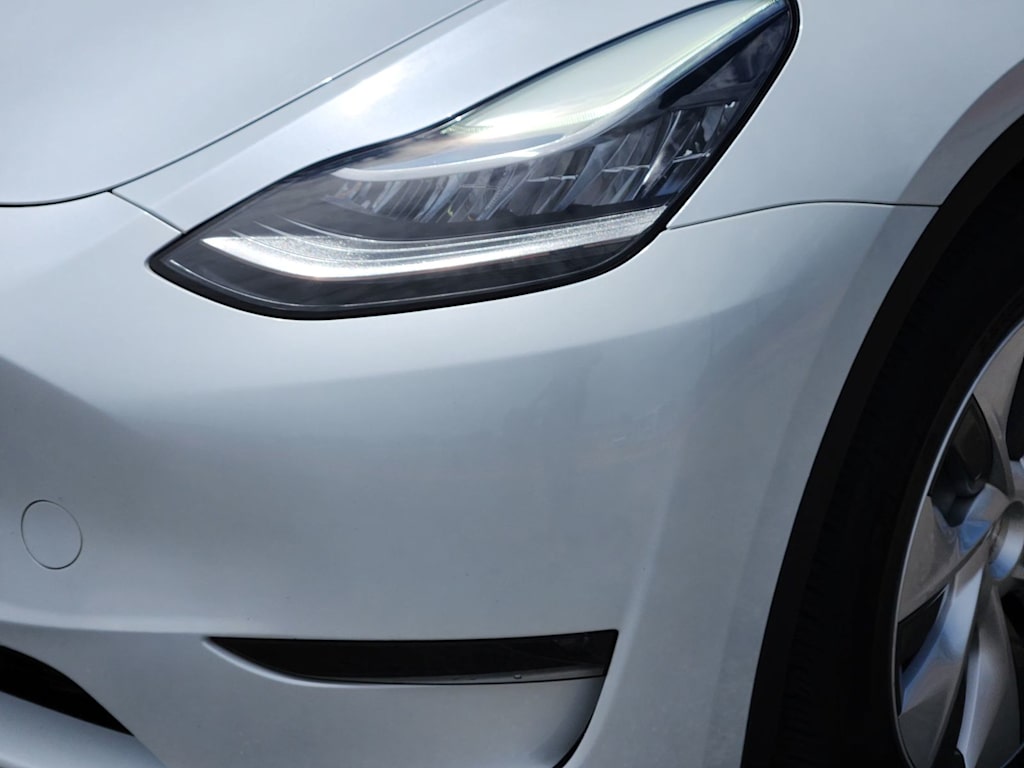 Thumbnail: 2023 Tesla Model Y - 18
