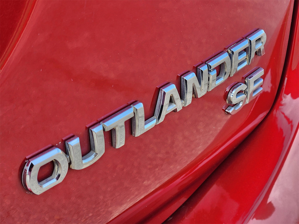 Thumbnail: 2018 Mitsubishi Outlander - 5