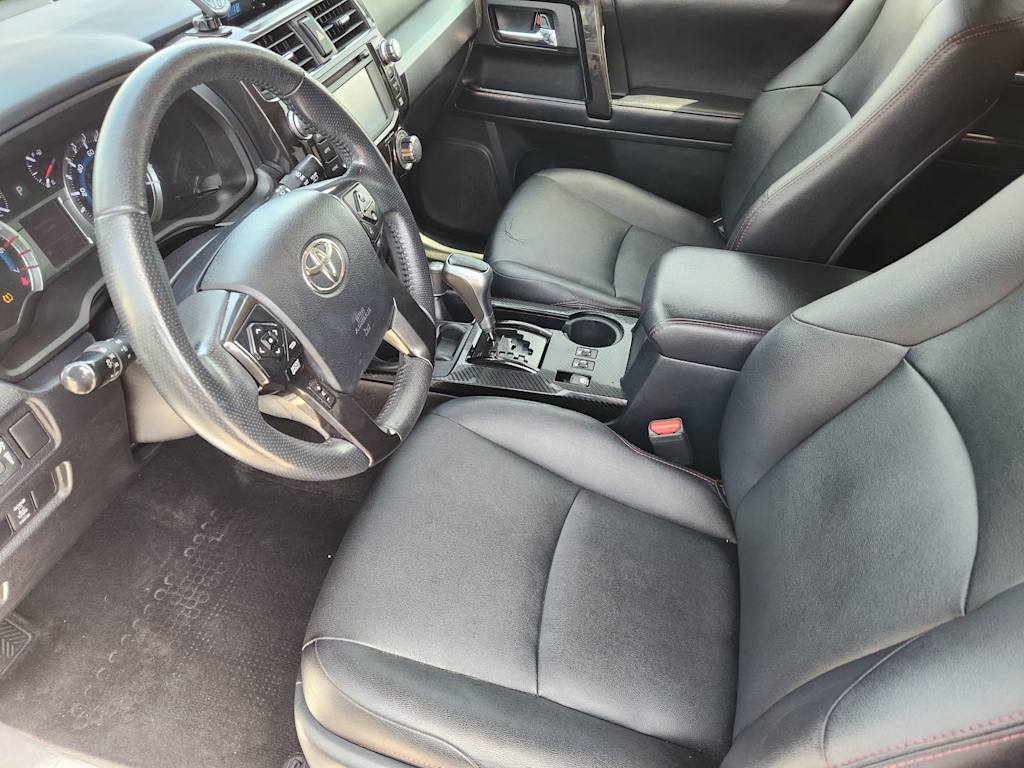 Thumbnail: 2018 Toyota 4Runner - 8
