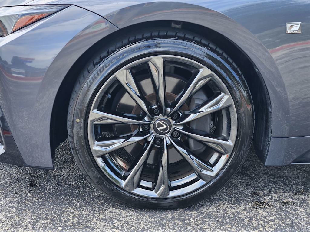 Thumbnail: 2024 Lexus ES - 20