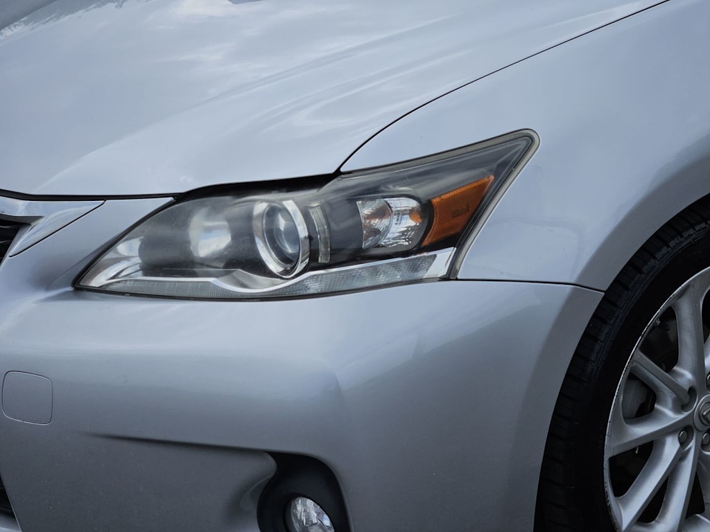 Thumbnail: 2012 Lexus CT - 18