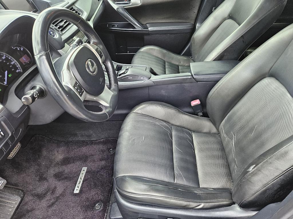 Thumbnail: 2012 Lexus CT - 9