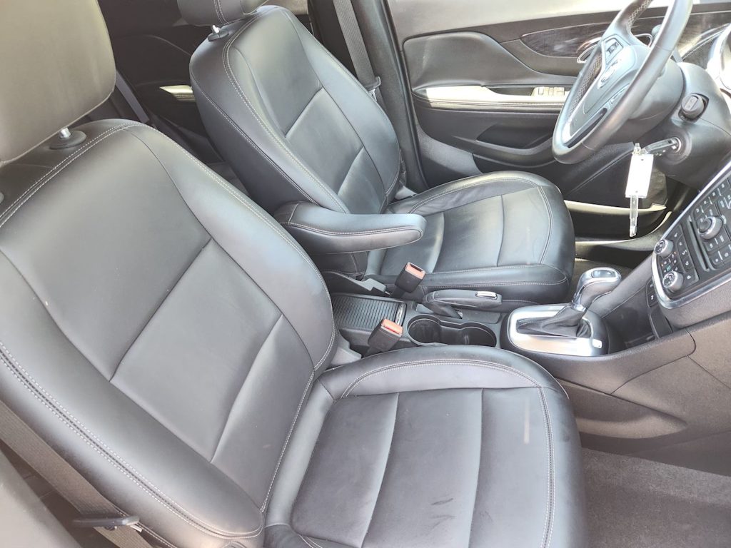 Thumbnail: 2016 Buick Encore - 21