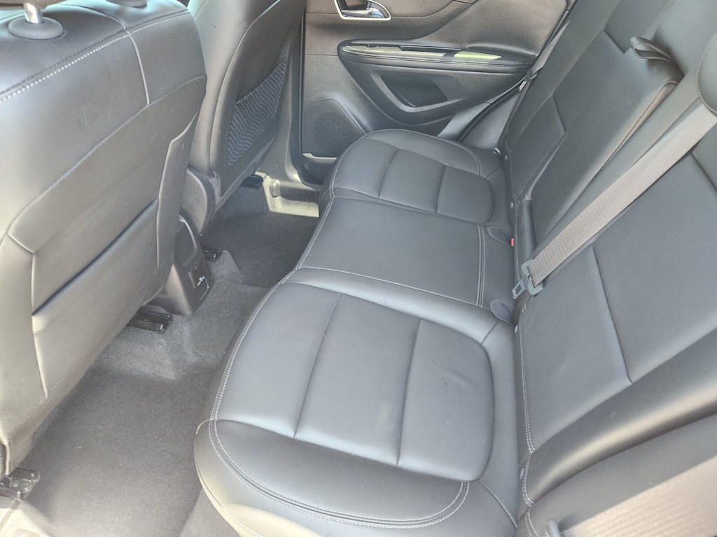 Thumbnail: 2016 Buick Encore - 10