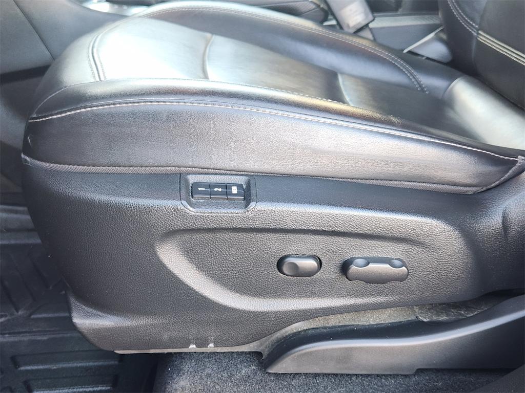 Thumbnail: 2016 Buick Encore - 30