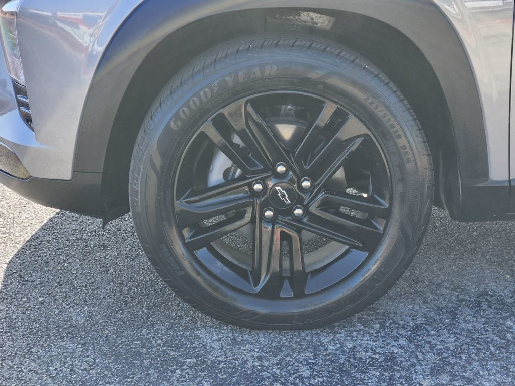 Thumbnail: 2024 Chevrolet Trax - 19