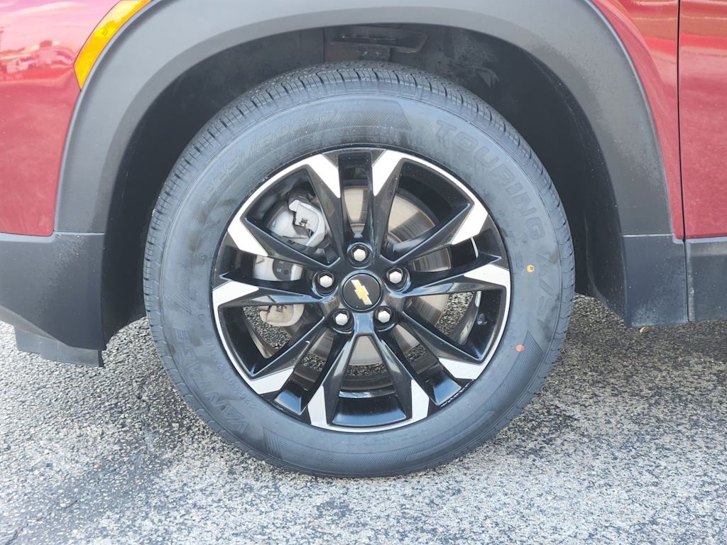 Thumbnail: 2023 Chevrolet TrailBlazer - 20