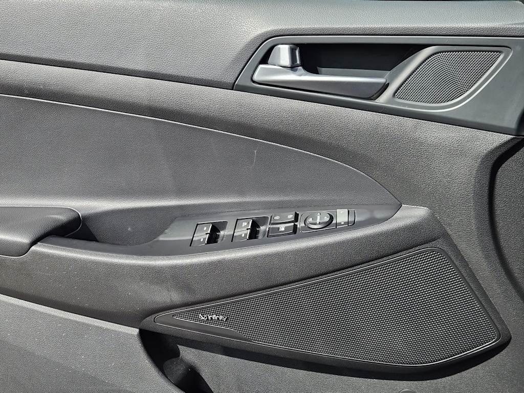Thumbnail: 2017 Hyundai Tucson - 27