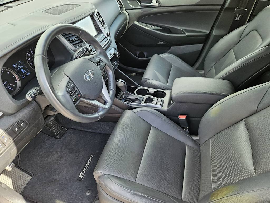Thumbnail: 2017 Hyundai Tucson - 8
