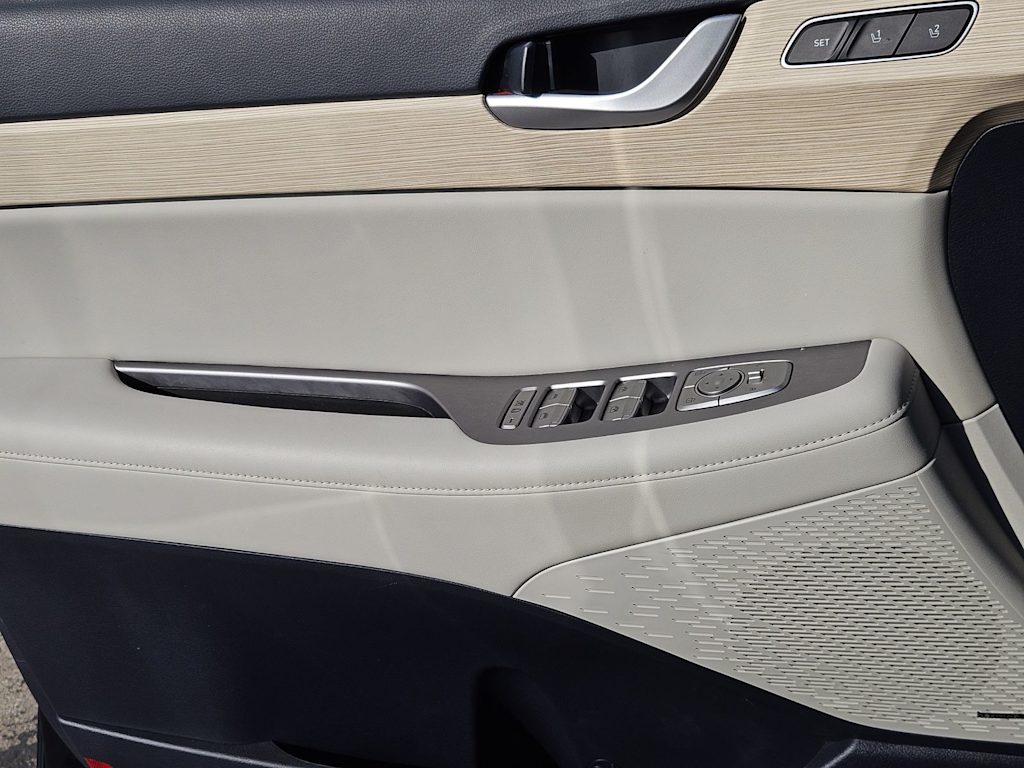 Thumbnail: 2025 Hyundai Palisade - 27