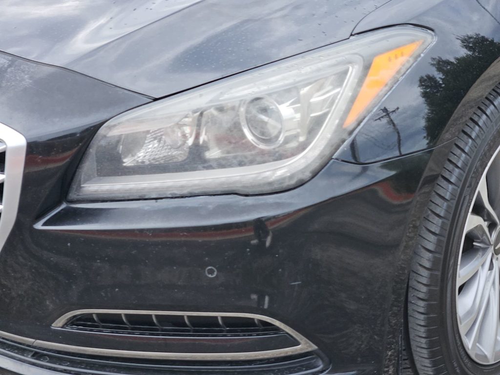 Thumbnail: 2015 Hyundai Genesis - 17