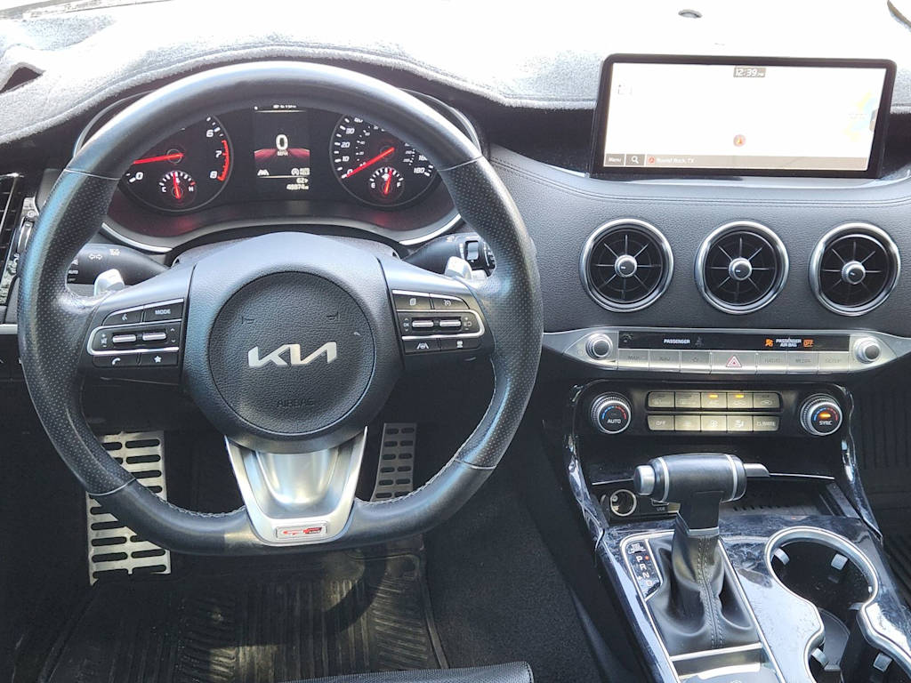 Thumbnail: 2022 Kia Stinger - 12