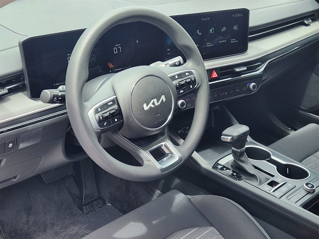 Thumbnail: 2026 Kia K5 - 2