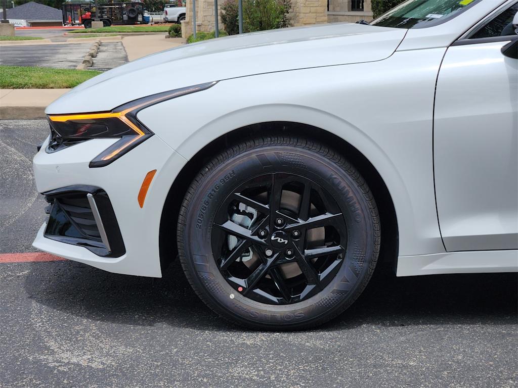 Thumbnail: 2026 Kia K5 - 5