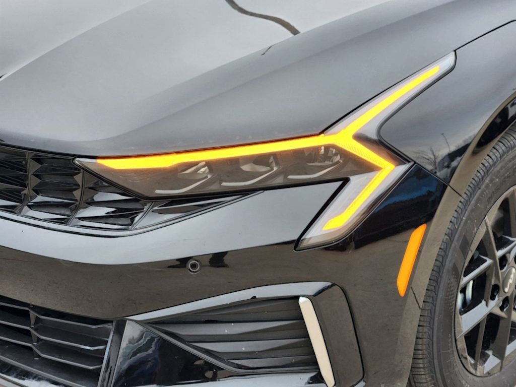 Thumbnail: 2026 Kia K5 - 17