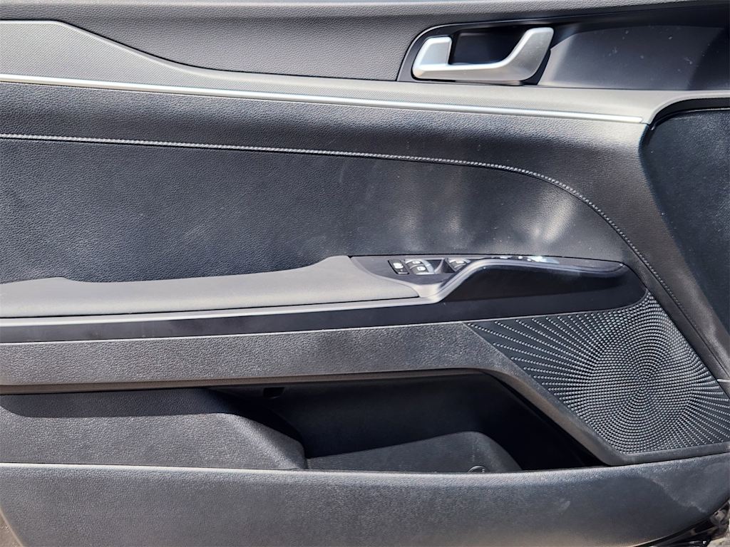 Thumbnail: 2026 Kia K5 - 27