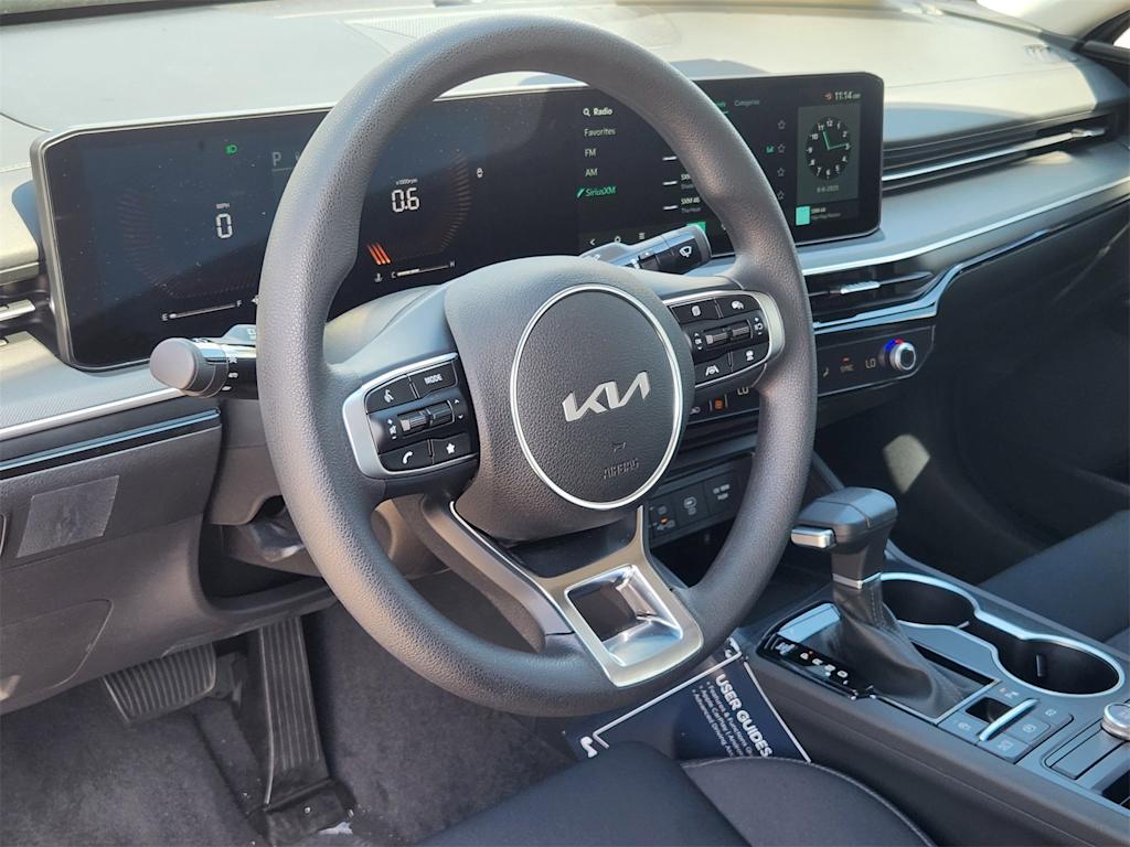 Thumbnail: 2026 Kia K5 - 2
