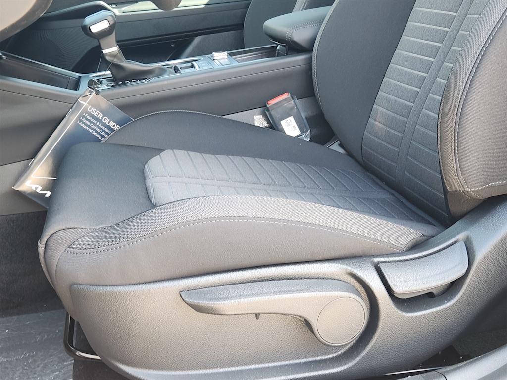 Thumbnail: 2026 Kia K5 - 28