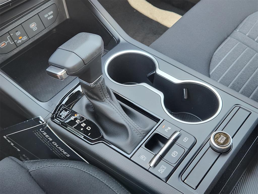 Thumbnail: 2026 Kia K5 - 13