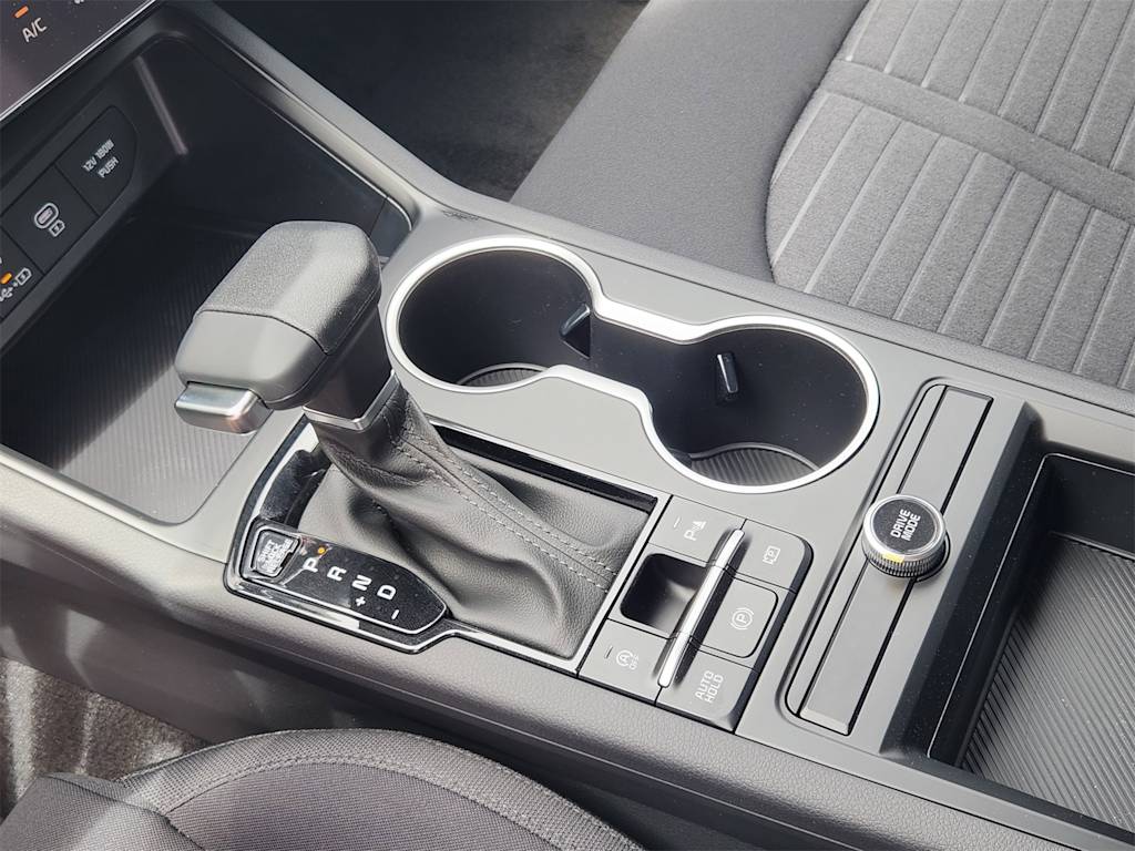 Thumbnail: 2026 Kia K5 - 13