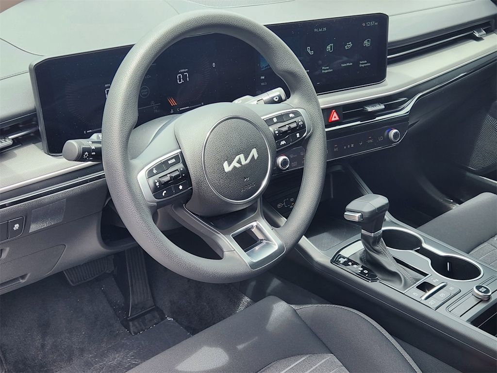Thumbnail: 2026 Kia K5 - 2