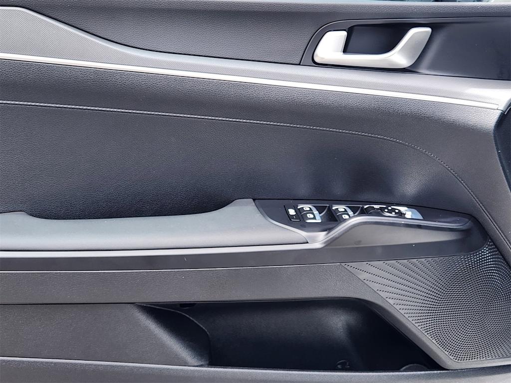 Thumbnail: 2026 Kia K5 - 25