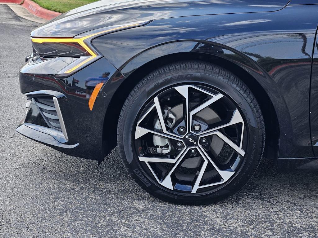 Thumbnail: 2025 Kia K5 - 5