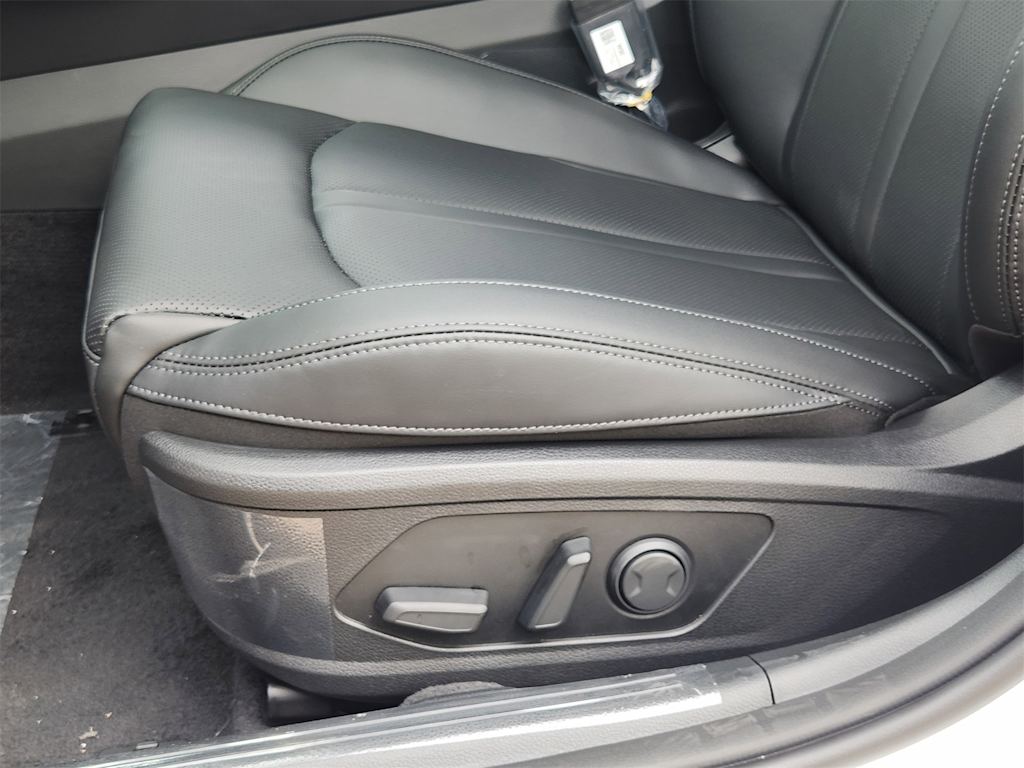 Thumbnail: 2026 Kia K5 - 25