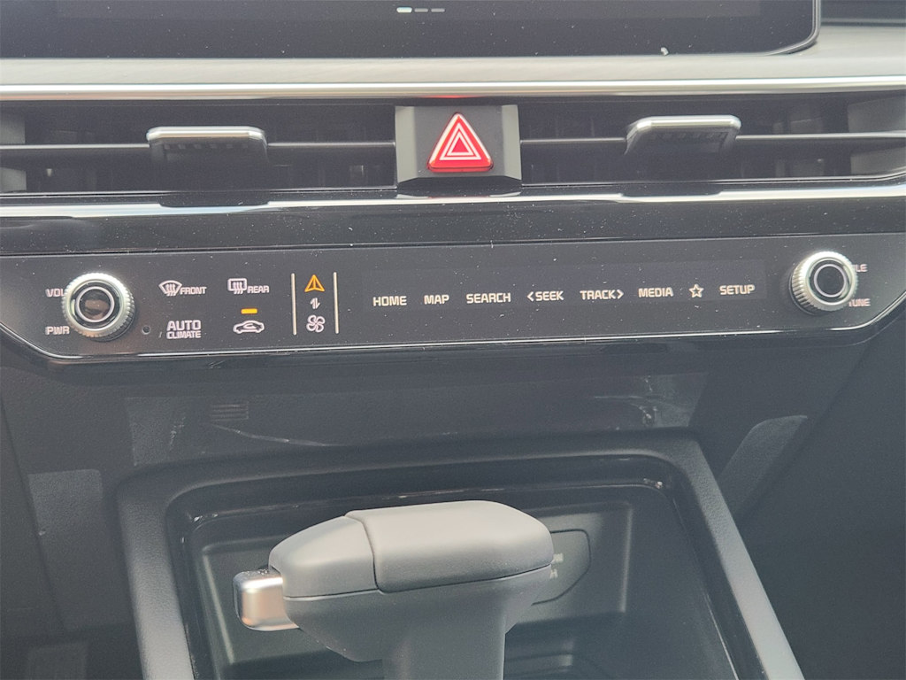 Thumbnail: 2026 Kia K5 - 23