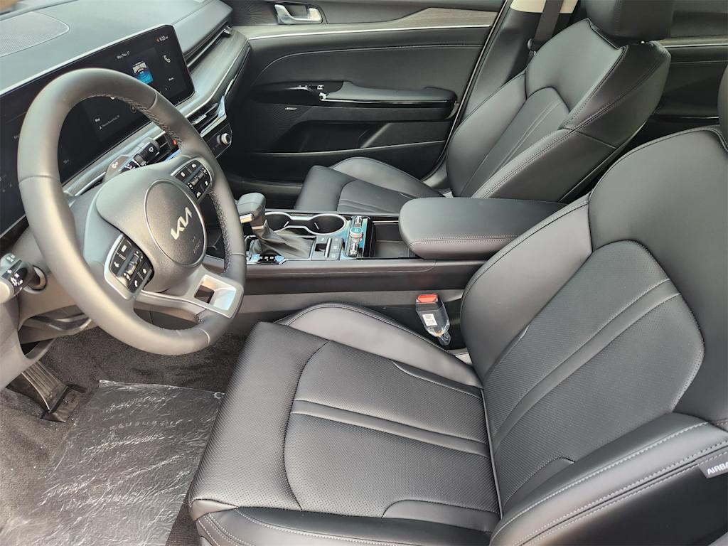 Thumbnail: 2026 Kia K5 - 9