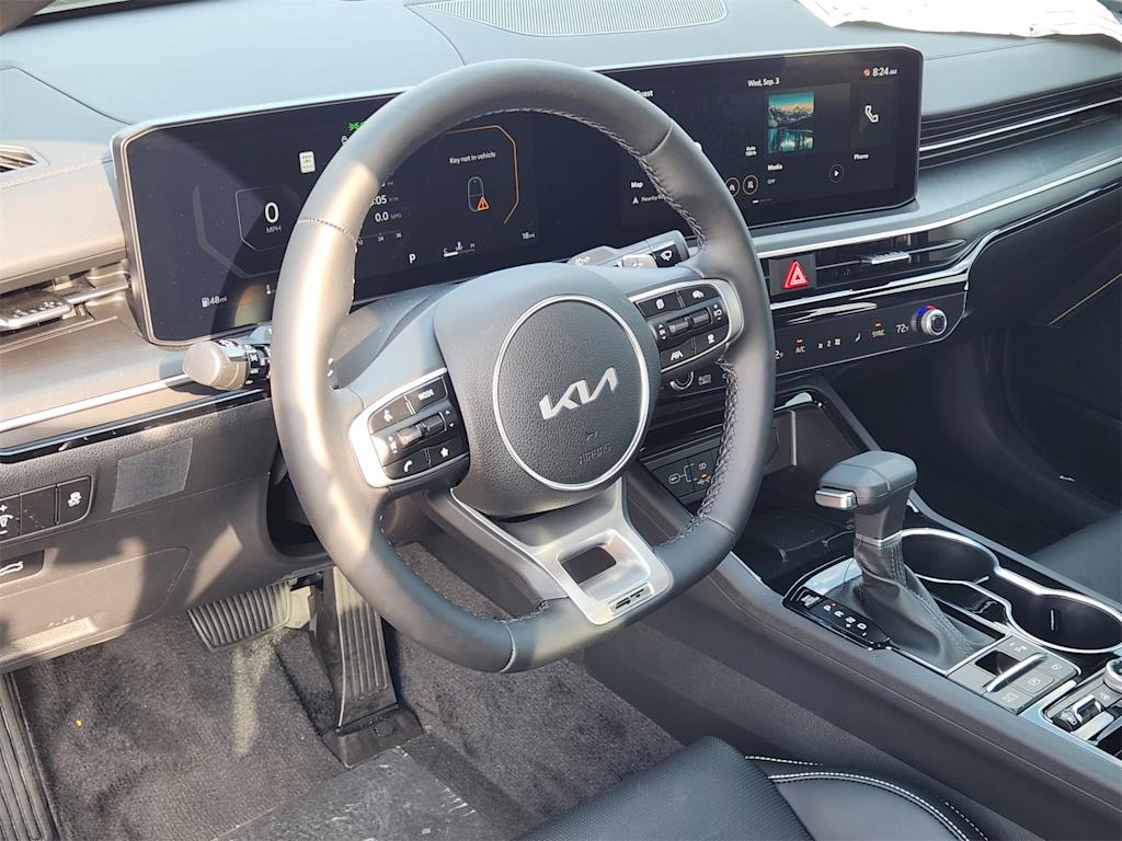 Thumbnail: 2026 Kia K5 - 2