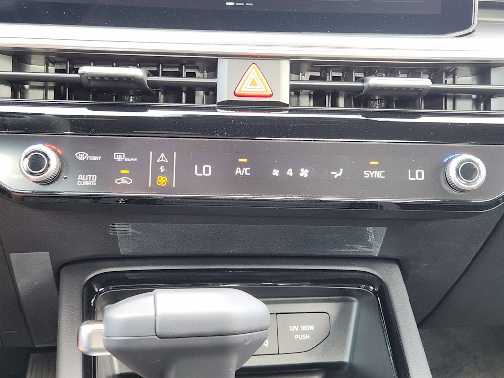 Thumbnail: 2026 Kia K5 - 21