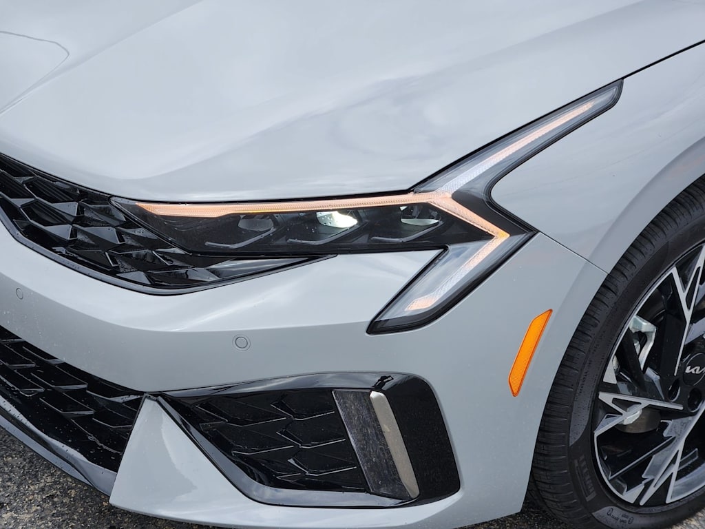 Thumbnail: 2026 Kia K5 - 17