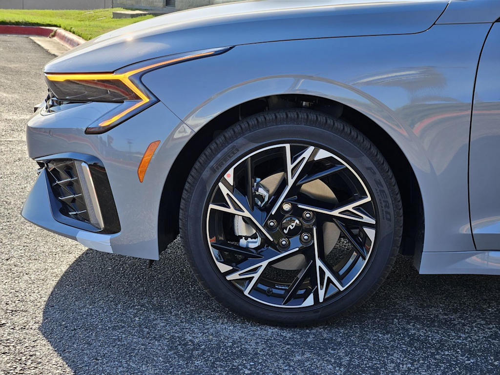 Thumbnail: 2026 Kia K5 - 18