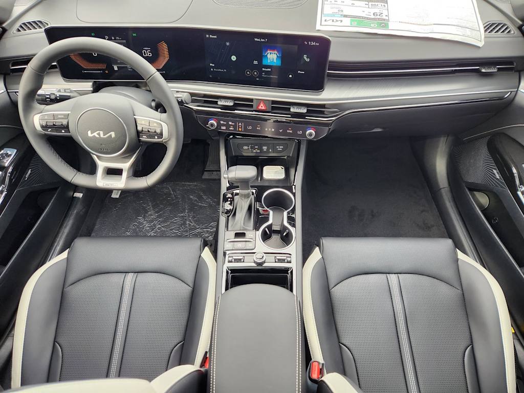 Thumbnail: 2026 Kia K5 - 8