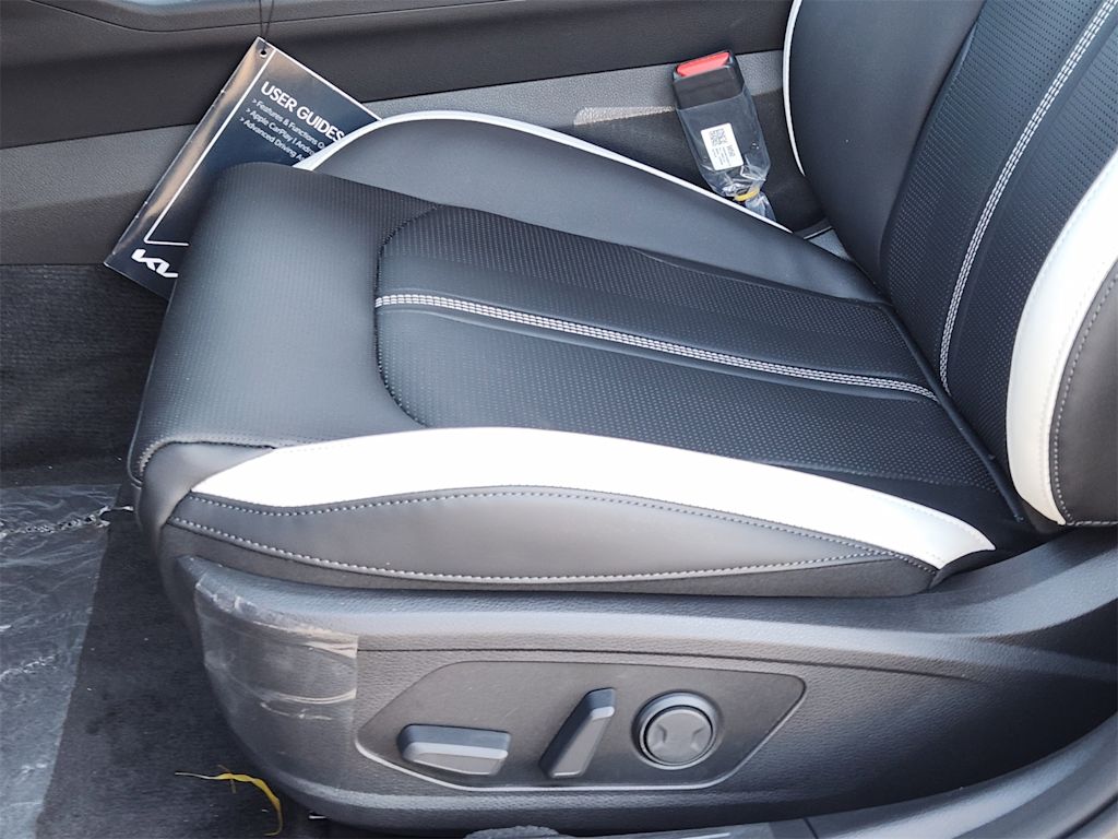 Thumbnail: 2026 Kia K5 - 28